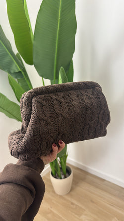 Pochette in lana treccia