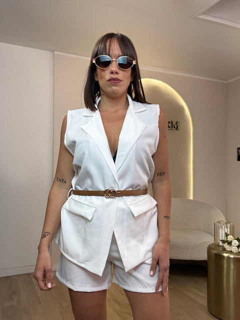 Coordinato shorts con cinta
