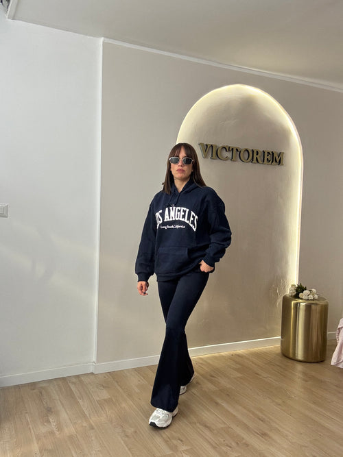 Pantalone zampa low cost