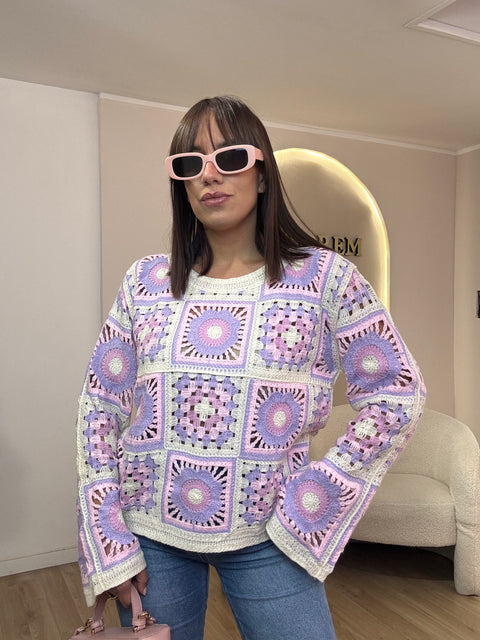 Maglia macramè floreale