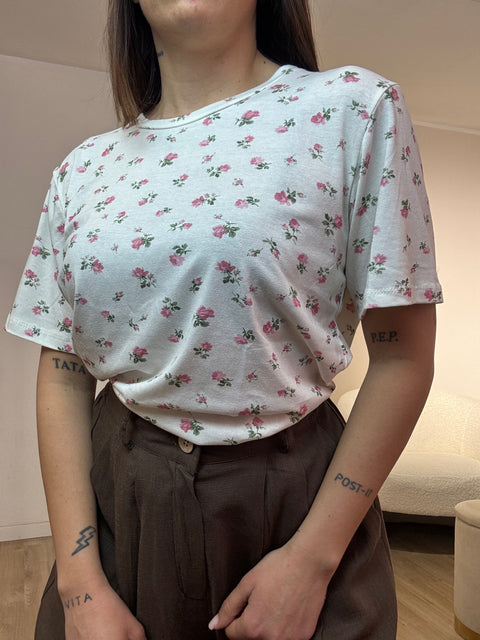 T-shirt fiorellini in cotone