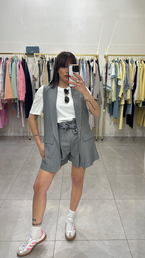 Coordinato gessato low cost