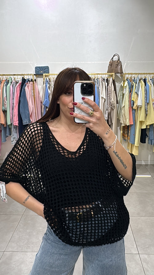 Maglia in filo forata