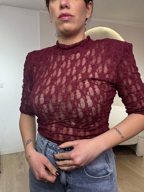 Body in pizzo con spalline