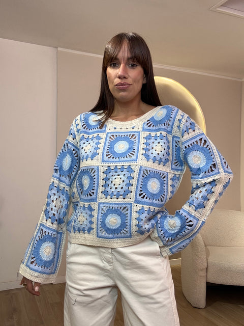 Maglia macramè floreale