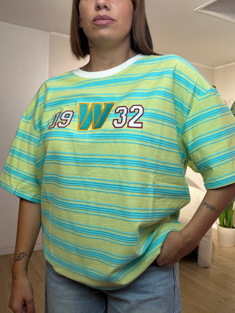 T-shirt over 1932