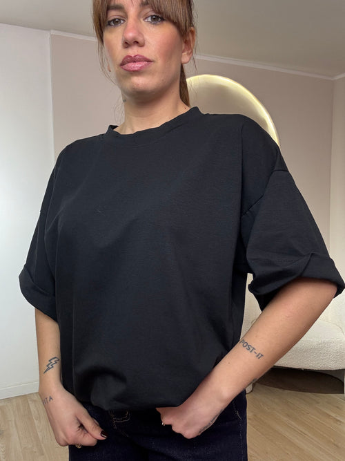 T-shirt over LOW COST