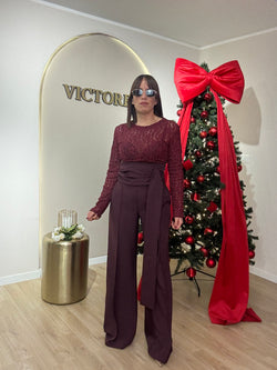 Pantalone gamba ampia particolare