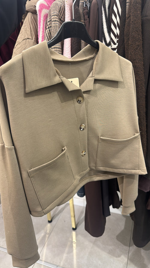 Jacket con bottoni low cost