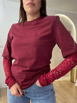 Maglia con manica in pizzo