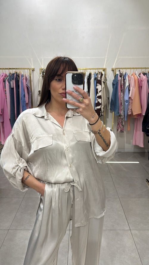 Camicia satenne