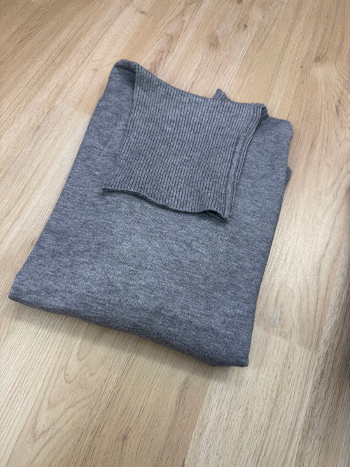 Maglia collo alto basic