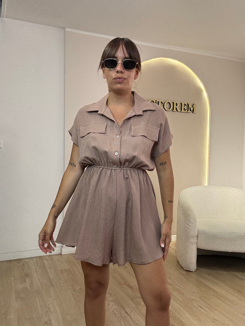Tutina intera con bottoncini