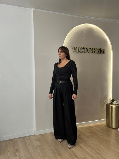 Pantalone con passanti low cost