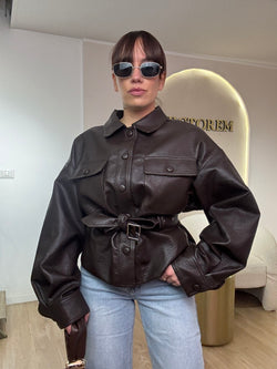 Jacket in ecopelle con cinta