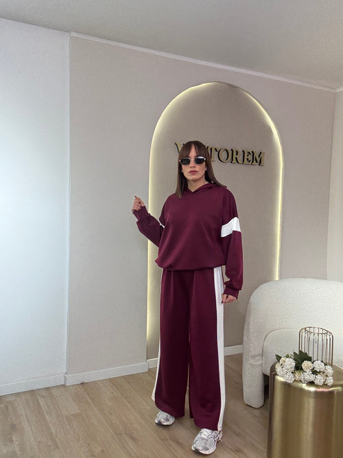 Coordinato Skuba con cappuccio e riga