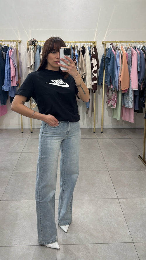 Jeans palazzo lavaggio sabbiato