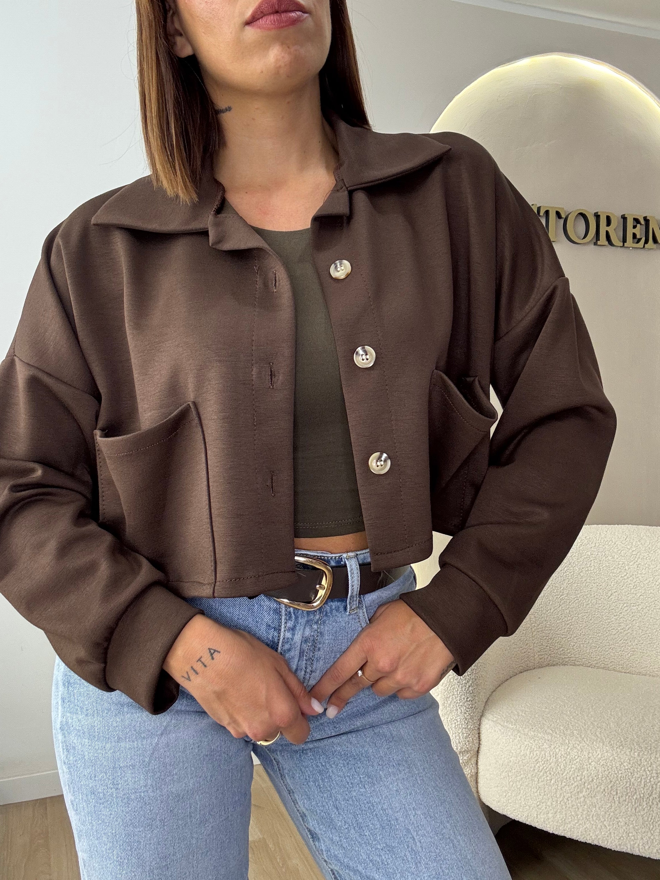 Jacket con bottoni low cost