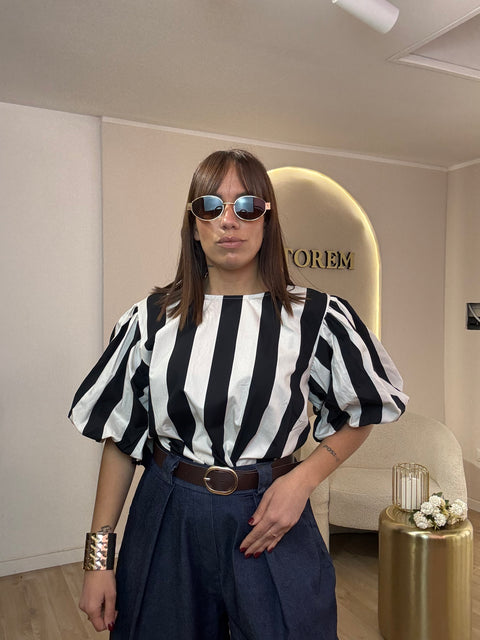 Camicia manica a sbuffo