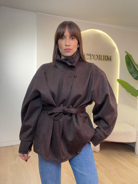Jacket in camoscio collo alto e bottoni