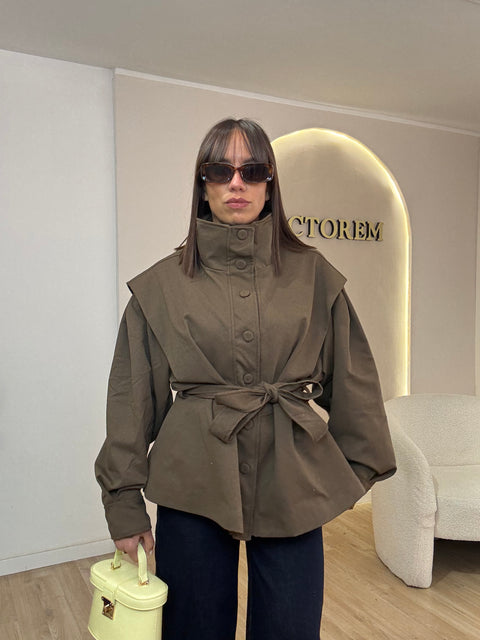 Jacket con cinta e bottoni