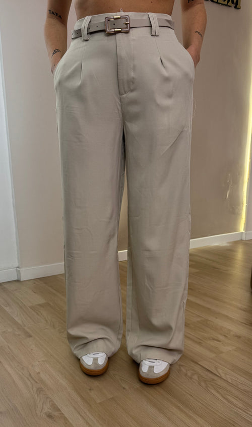 Pantalone palazzo con cinta