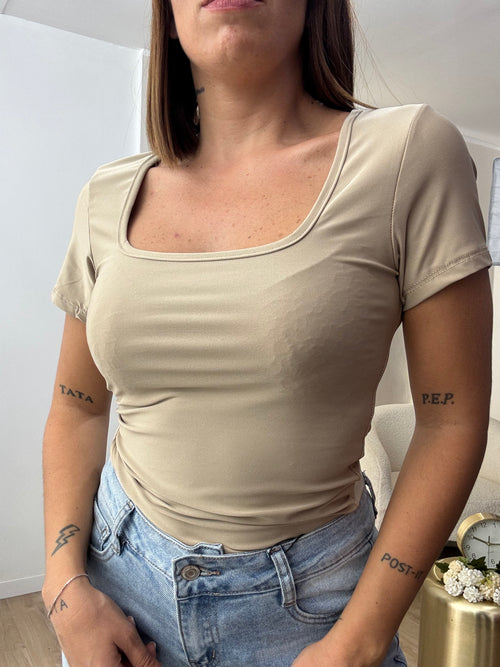 Body mezza manica scollo quadrato