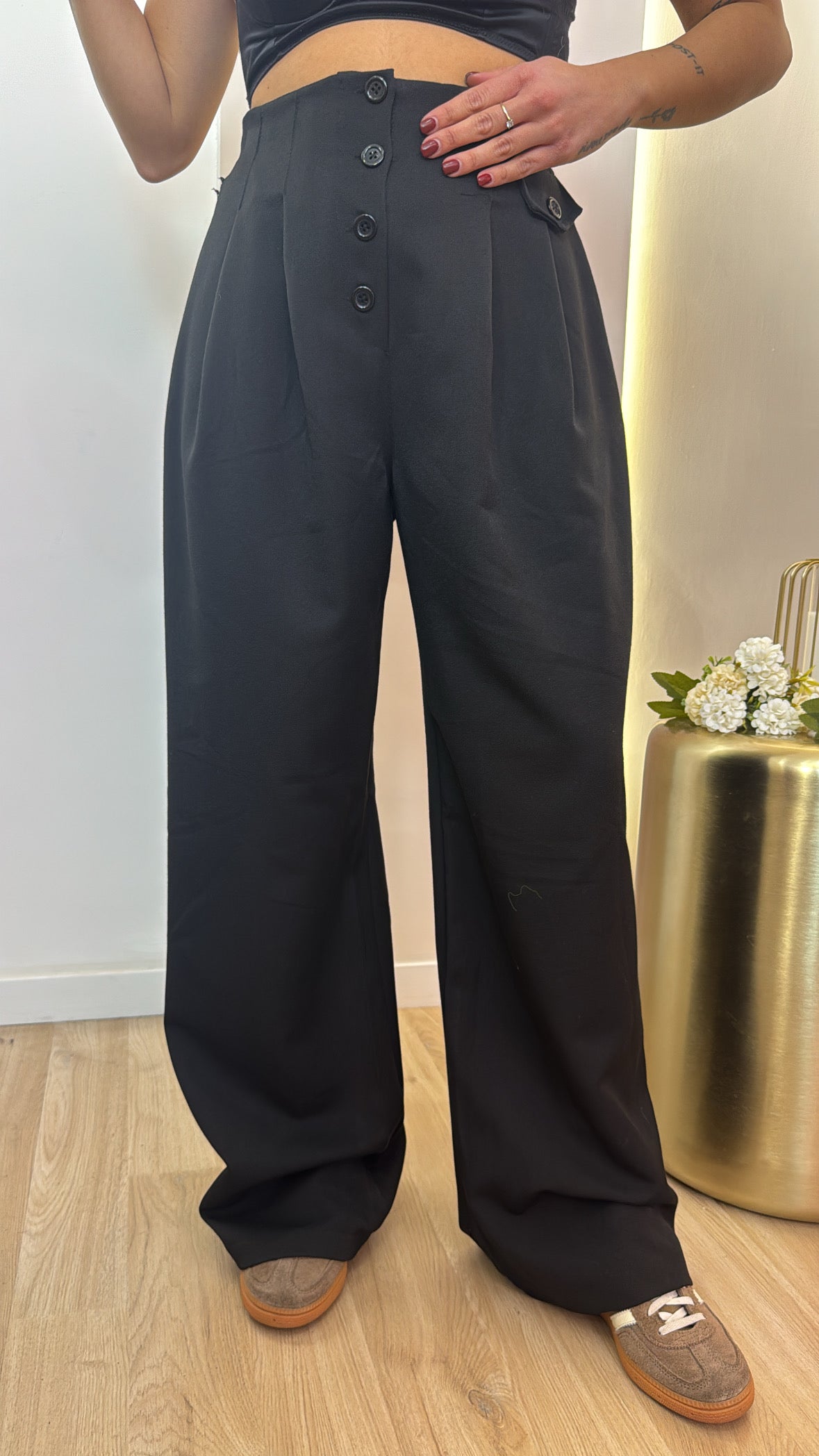 Pantalone palazzo con bottoni