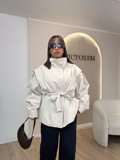 Jacket con cinta e bottoni