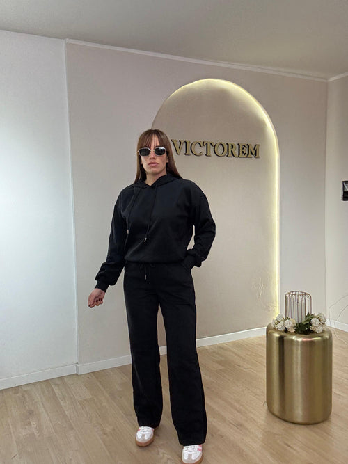 Tuta con cappuccio LOW COST