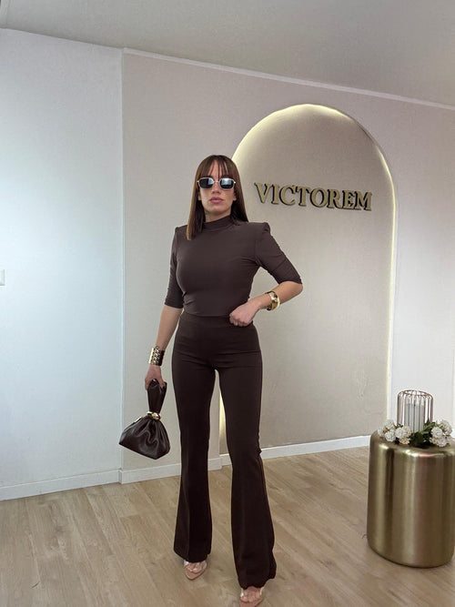 Pantalone a zampa LOW COST